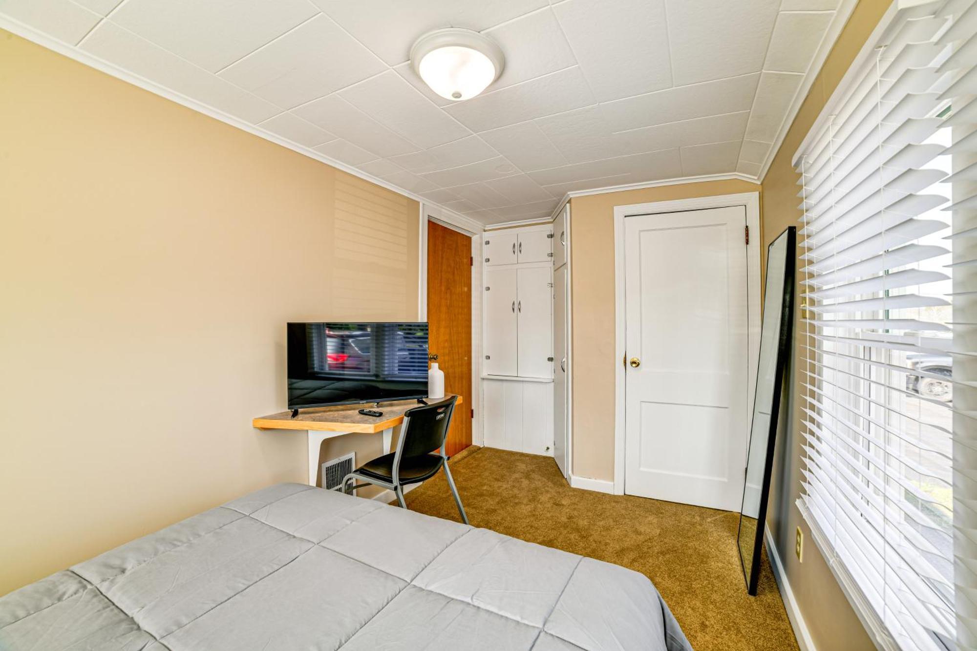 Less Than 2 Mi To Suny Cortland Unit With Private Parking Buitenkant foto